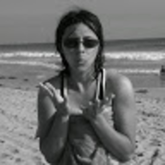 Meet your Posher, Kim - Picture 1 of 1